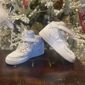 Nike Air Force, White